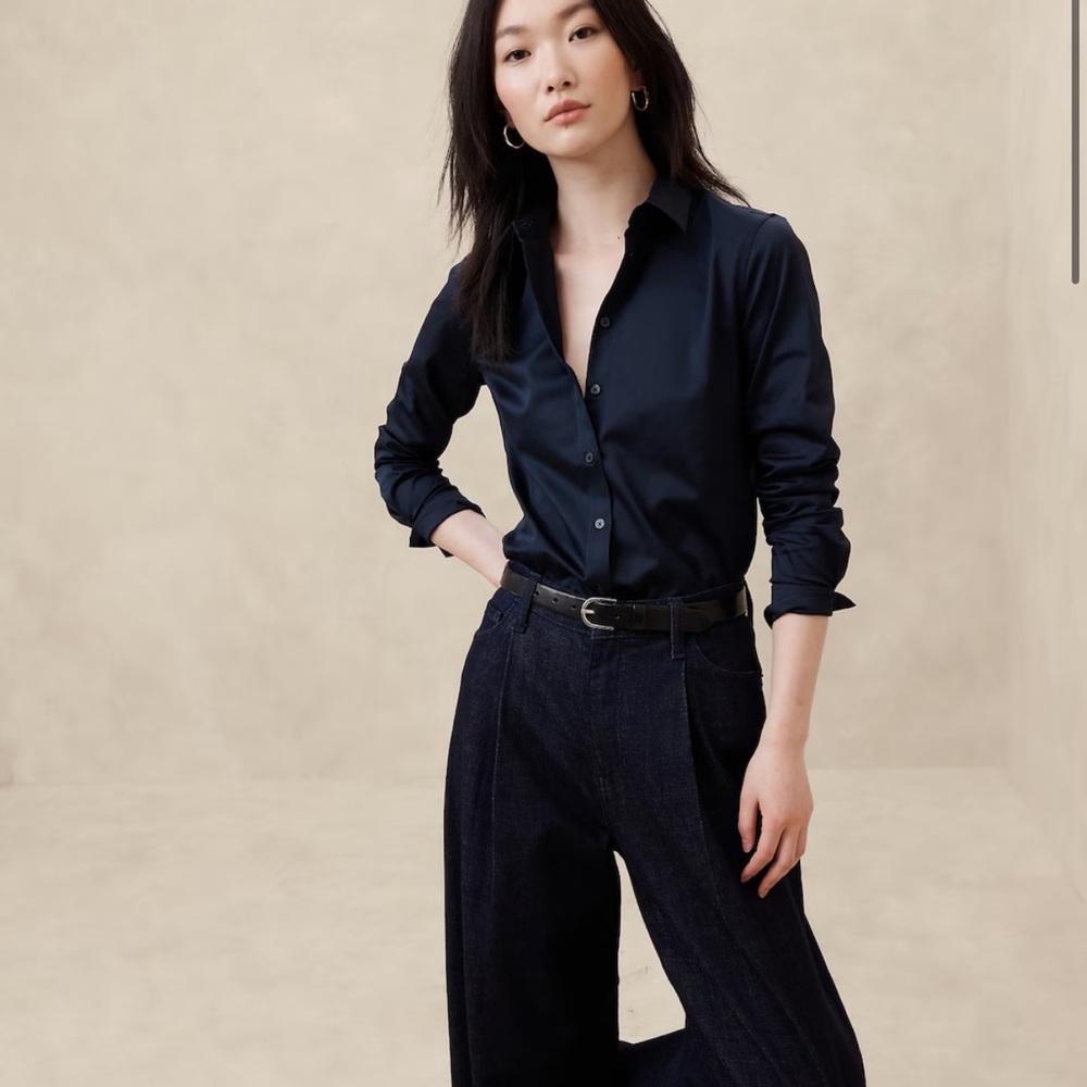 Banana republic navy NWT long sleeve top